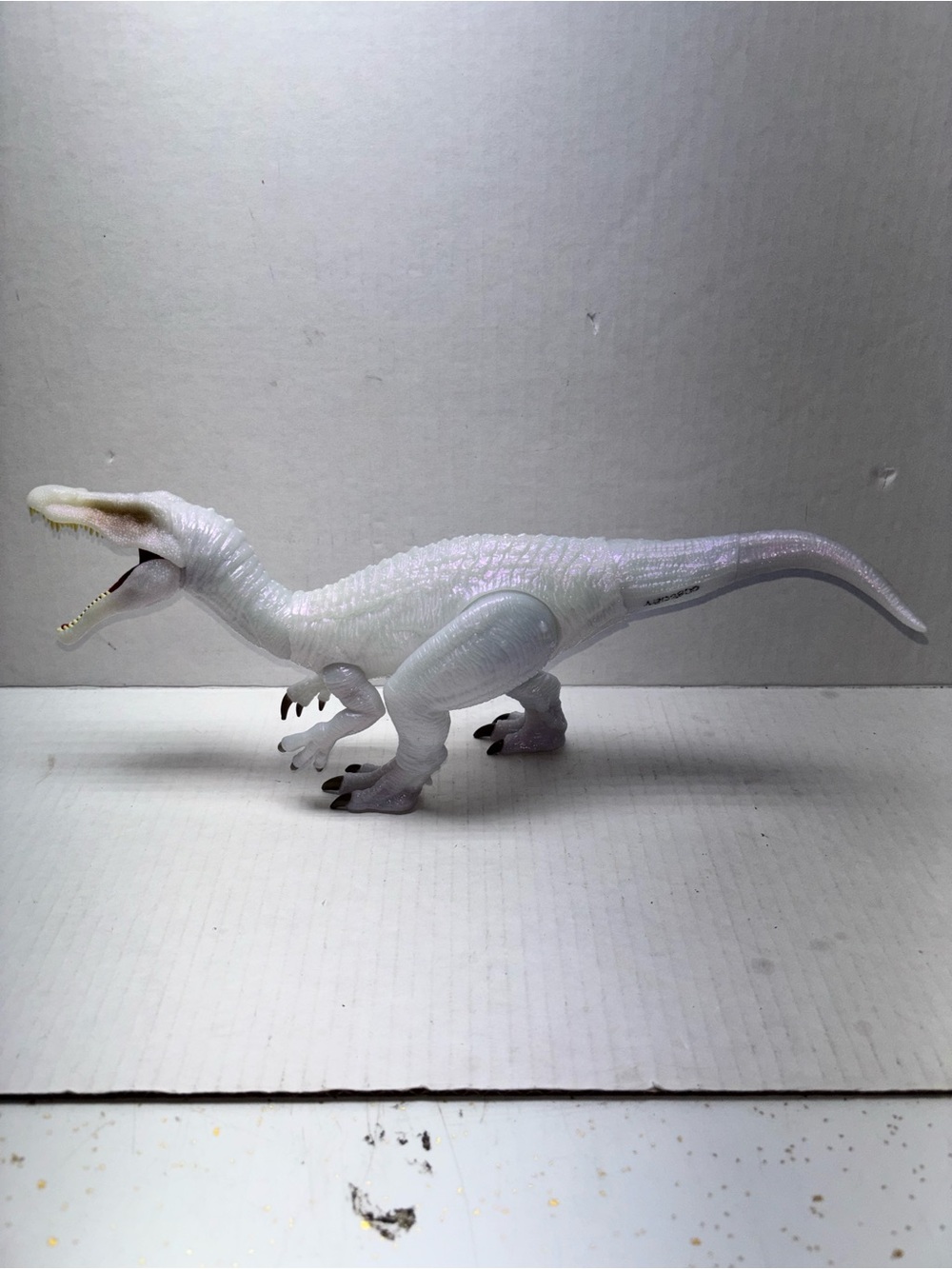 Jurassic World Chaos Theory Darius & Baryonyx Action
Figure Dinosaur Only